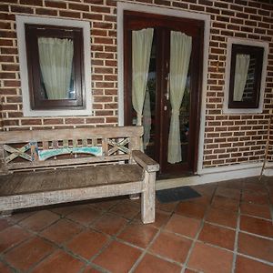 Budget Zimmer mit Kingsize-Bett